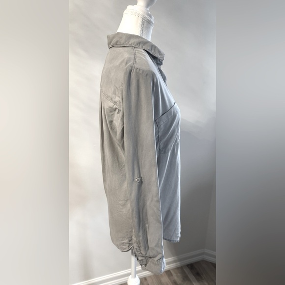 VICI - Blouse - Silver Gray - Medium - Picture 2 of 4